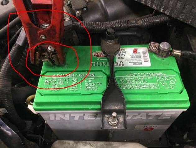 Learn how to properly jump start a car battery